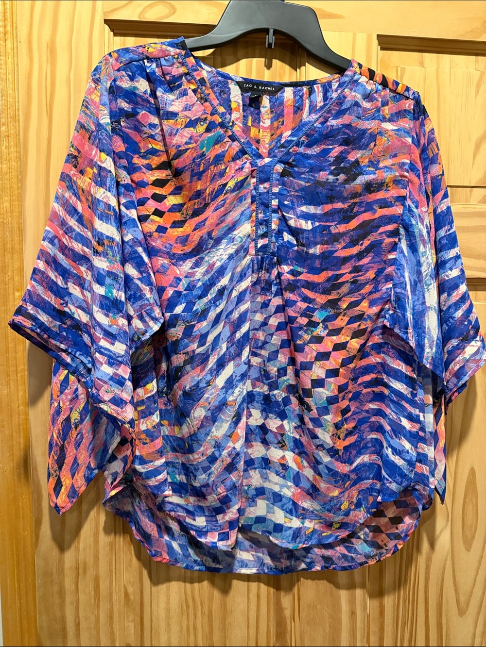 Zac & Rachel Vibrant Blue and Pink Patterned V‑Neck Blouse